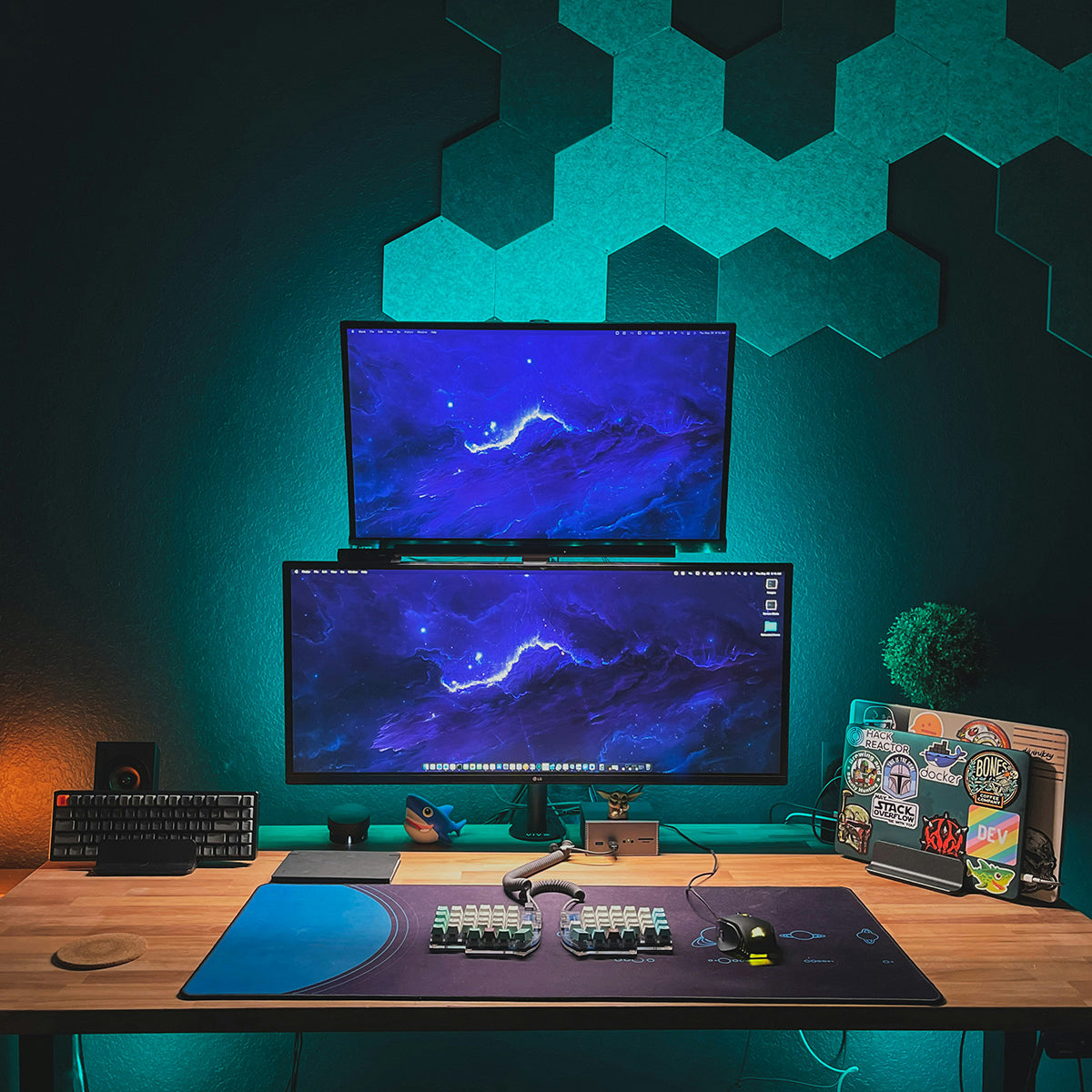 Gaming Desk Set-up🎮